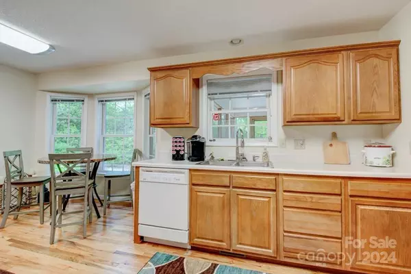 Pisgah Forest, NC 28768,1420 Pisgah Forest DR