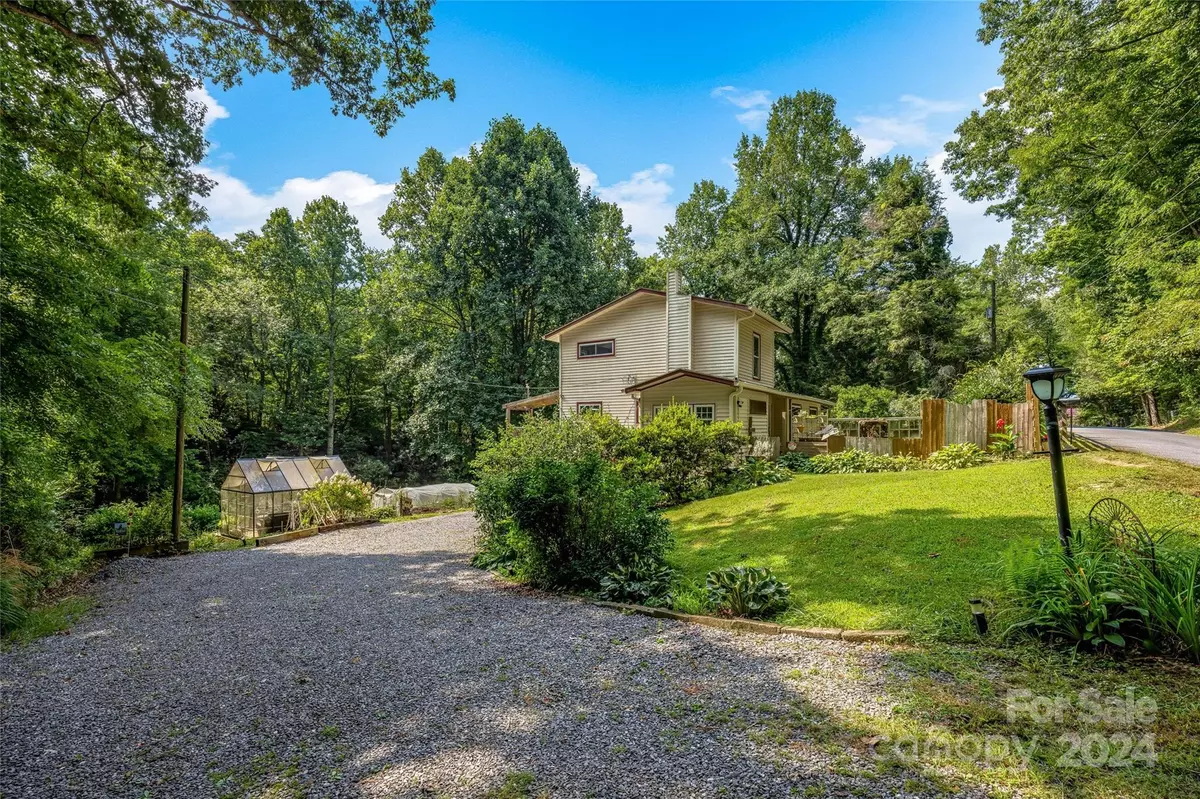 Black Mountain, NC 28711,50 Deer Run RD