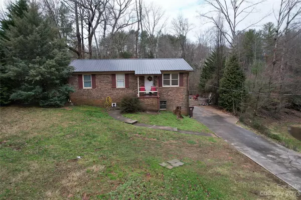 Morganton, NC 28655,212 Edgewood CIR