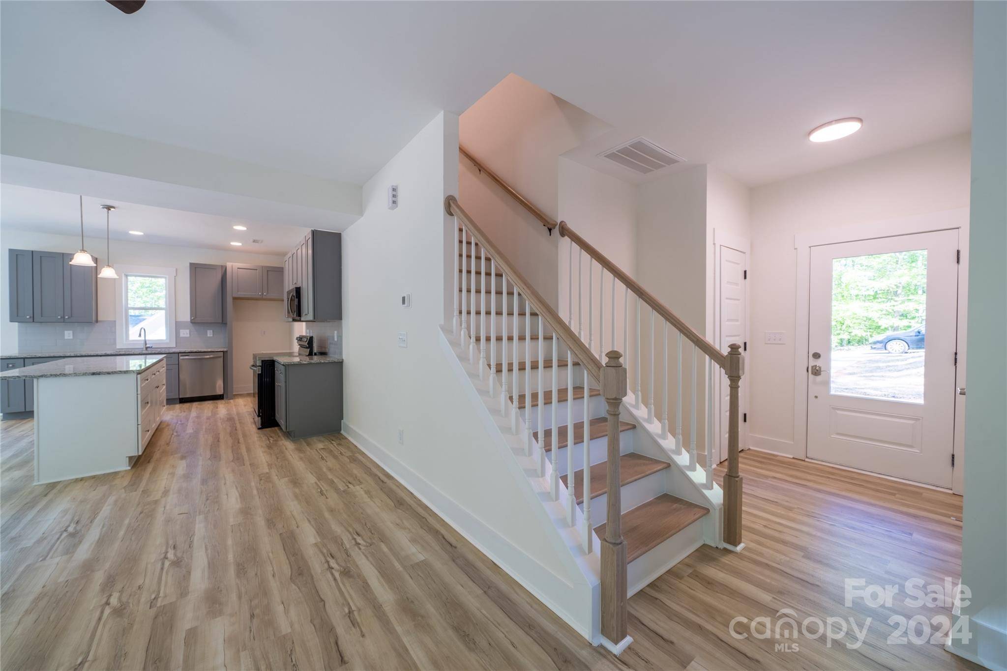 Gastonia, NC 28052,5155 Sawbill LN