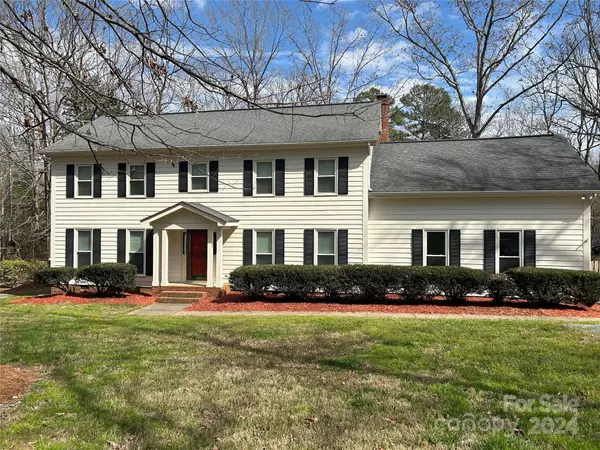 8325 Potter RD #6, Matthews, NC 28104
