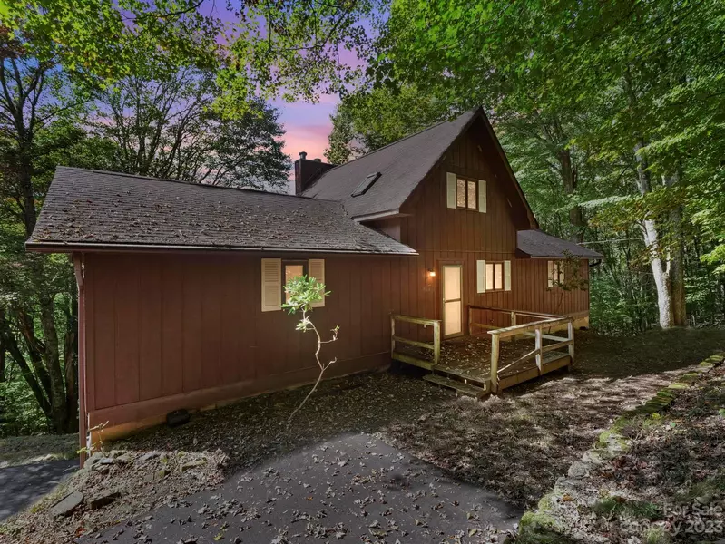 1854 El Miner DR, Mars Hill, NC 28754