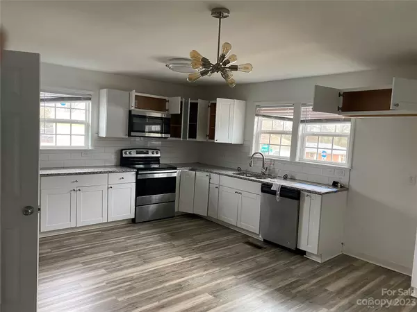 Durham, NC 27701,1215 Spruce ST