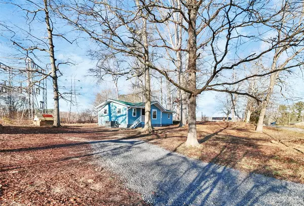 Kings Mountain, NC 28086,105 Mcmurry RD