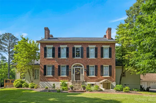 Lincolnton, NC 28092,2831 Laboratory RD