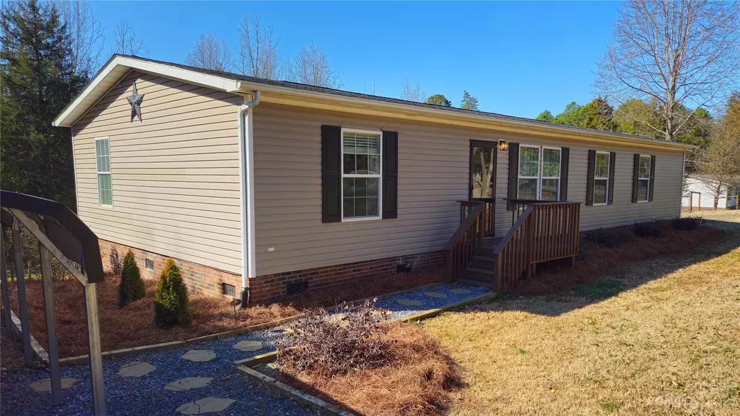 10401 Singletree LN, Davidson, NC 28036