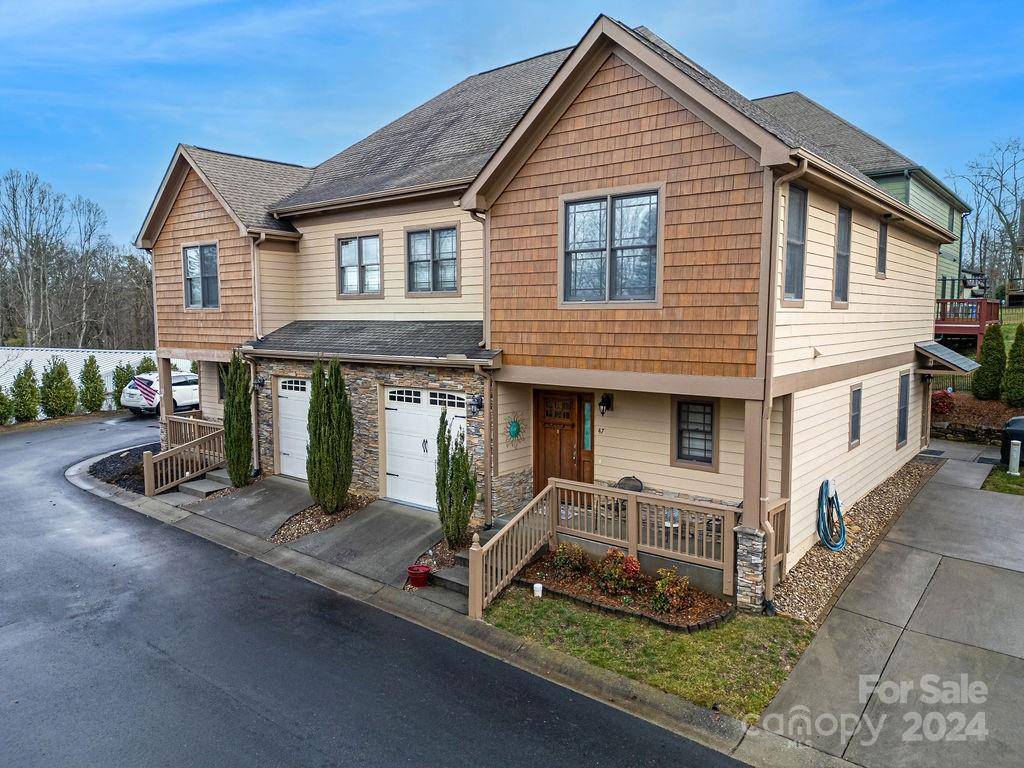 49 Jeff DR, Asheville, NC 28806
