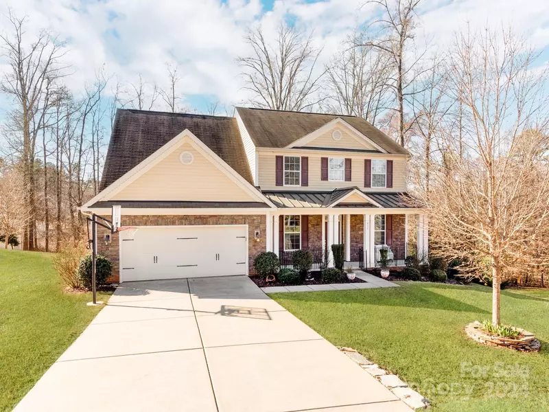 917 Autumn Glen CT, Lake Wylie, SC 29710