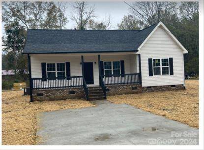 724 sugar plum RD, Chester, SC 29706