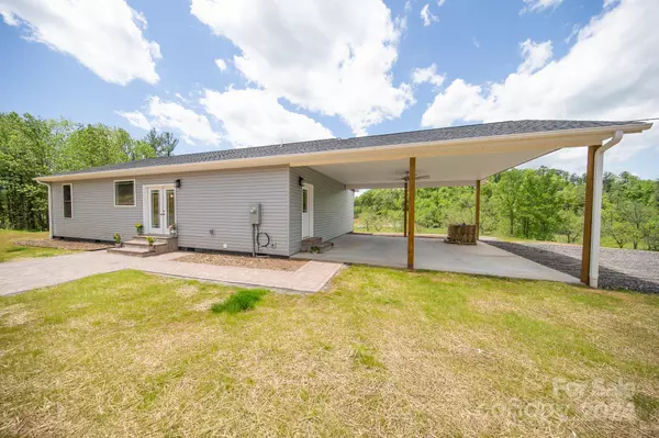 Leicester, NC 28748,509 Turkey Creek RD
