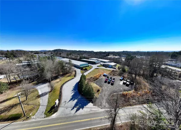 1 Business Park CIR, Arden, NC 28704