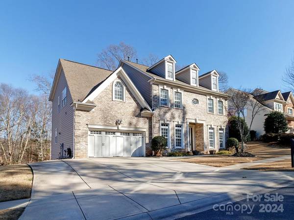 228 Black Mountain DR, Fort Mill, SC 29708