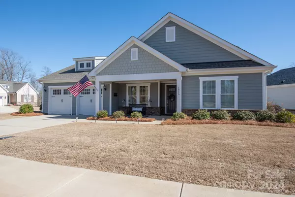 1016 Overlake DR, Belmont, NC 28012