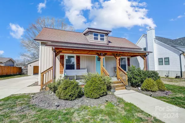 Landis, NC 28088,107 N Zion ST