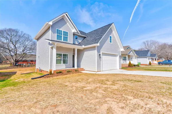 Shelby, NC 28152,107 Hillcrest ST