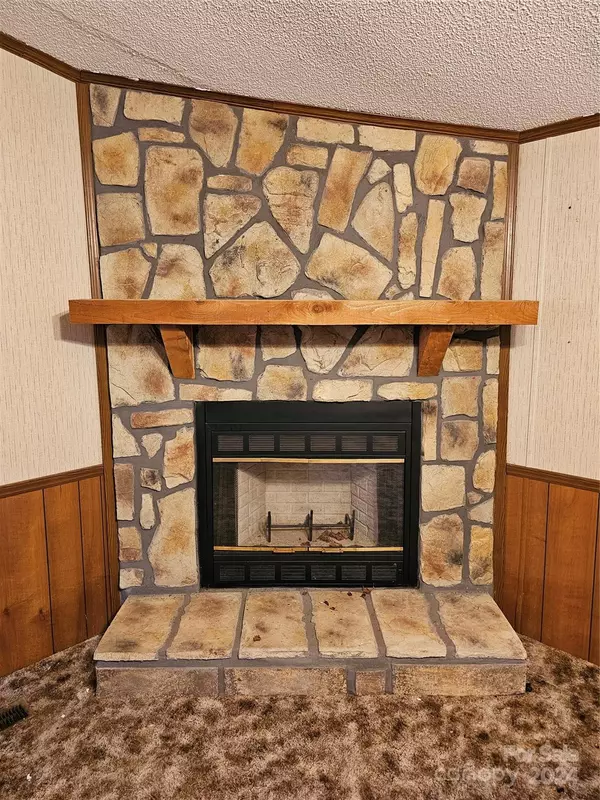 Dallas, NC 28034,135 Jennings RD