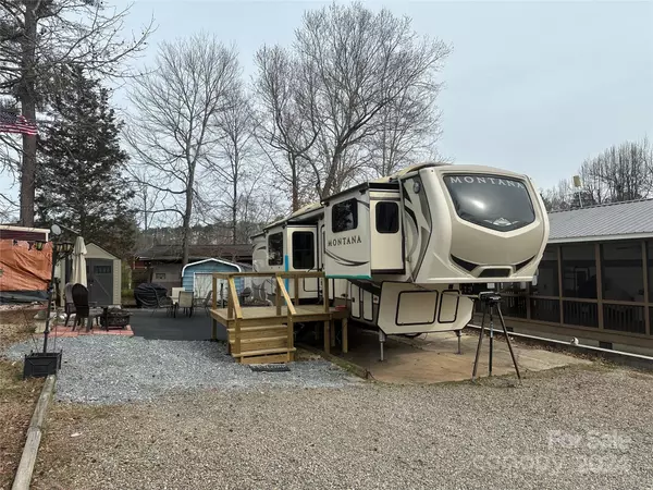 138 Overland TRL, Mount Gilead, NC 27306