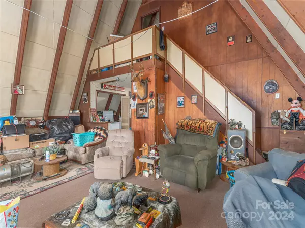 Asheville, NC 28806,406 Sand Hill RD