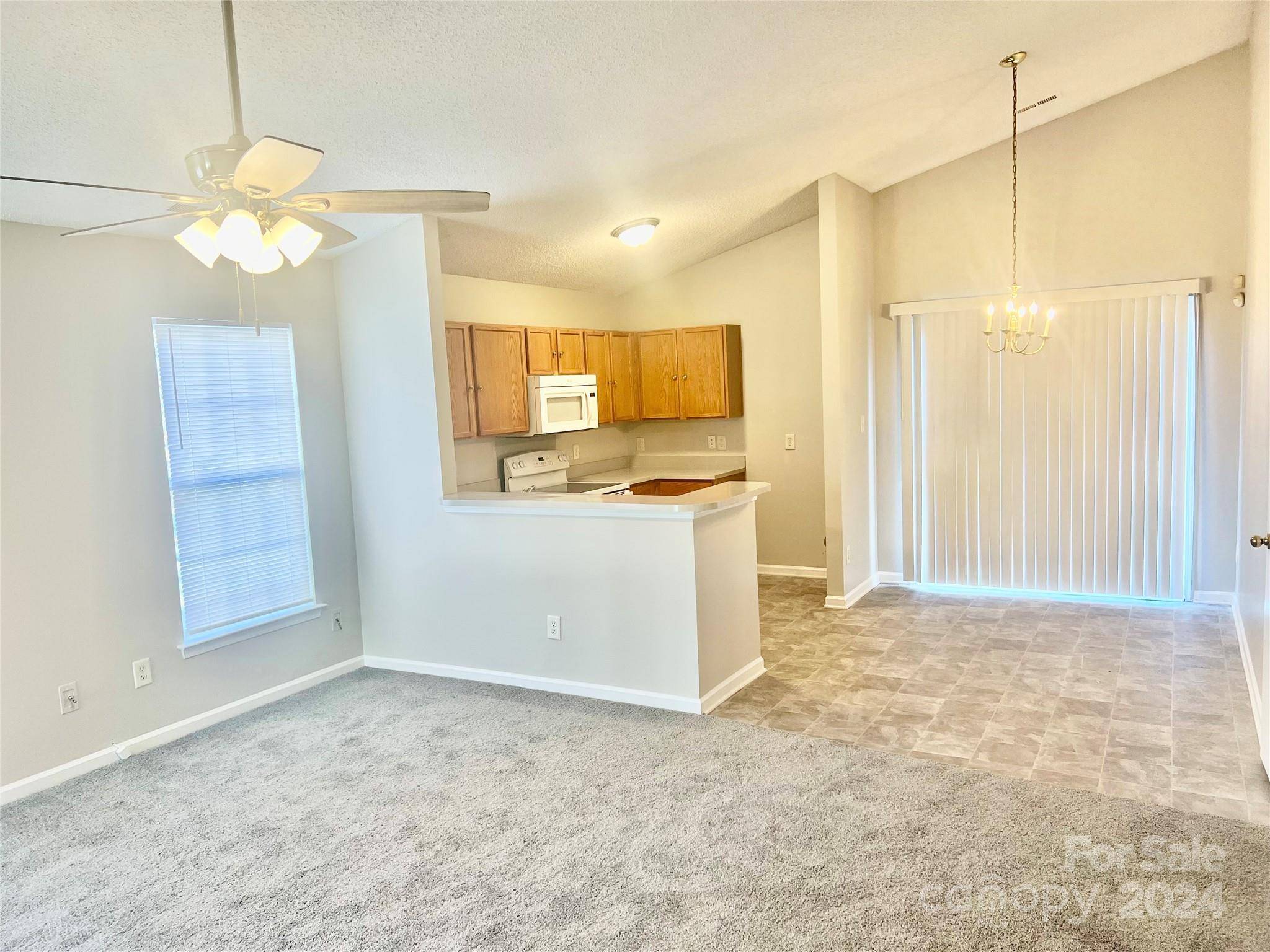 Charlotte, NC 28216,6112 Mcintyre Ridge DR