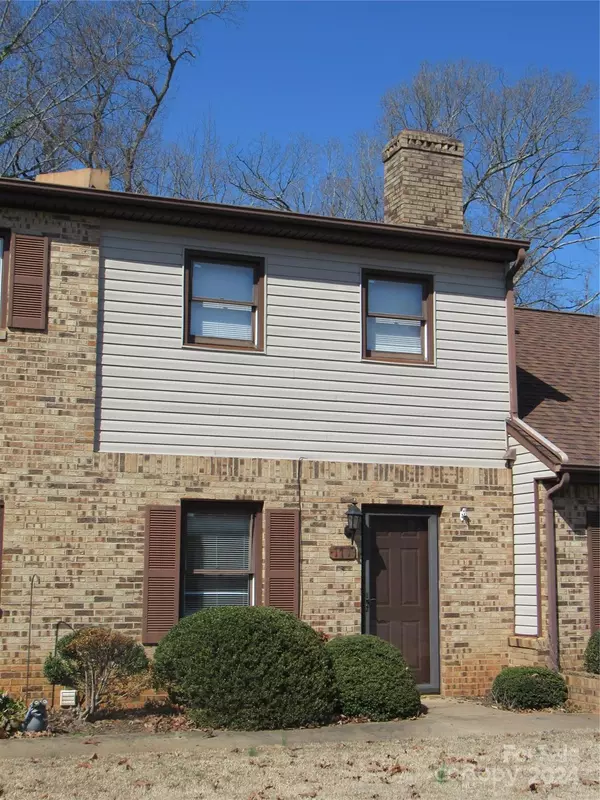 Forest City, NC 28043,171 Fox Run RD