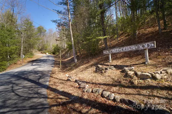 Lots Oconee Falls DR, Marion, NC 28752