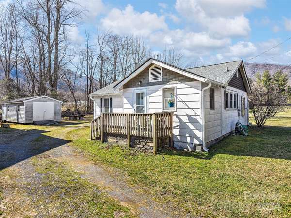 Maggie Valley, NC 28751,4 & 74 Badd LN