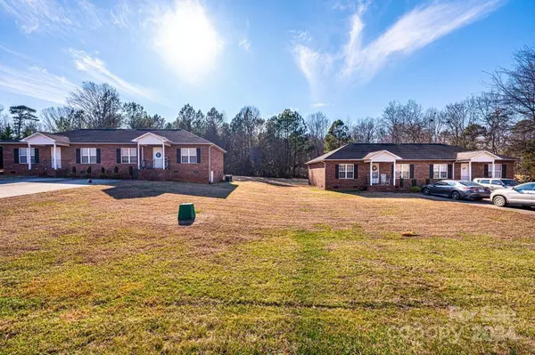 5891 & 5897 Lee Cline RD, Conover, NC 28613