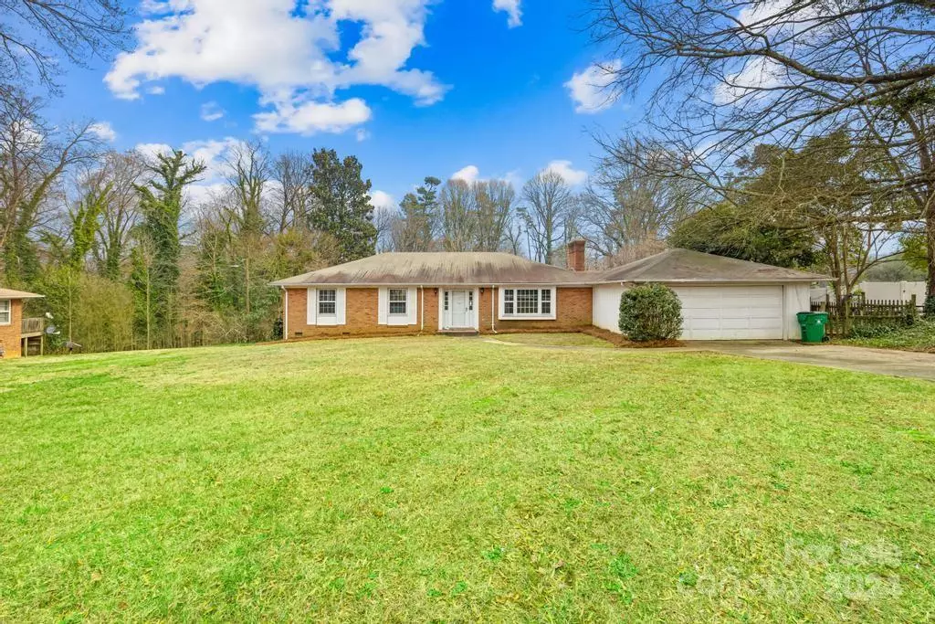 Charlotte, NC 28214,2409 Laurelwood CIR