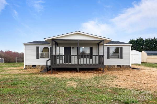 2366 Dillon DR,  Newton,  NC 28658