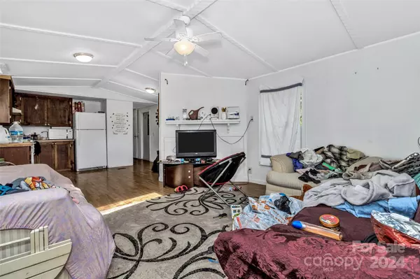 Fletcher, NC 28732,10 Hunts DR