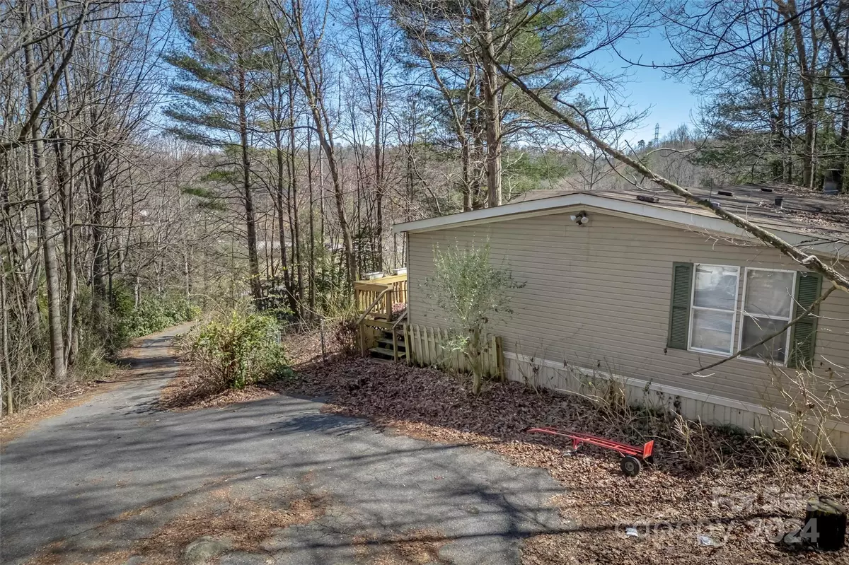 Mills River, NC 28759,129 Cornhusk TRL