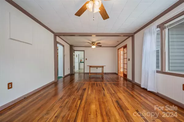 Rutherfordton, NC 28139,272 C Fowler RD