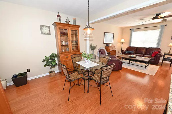 803 Whetstone PL SW Conover, NC 28613