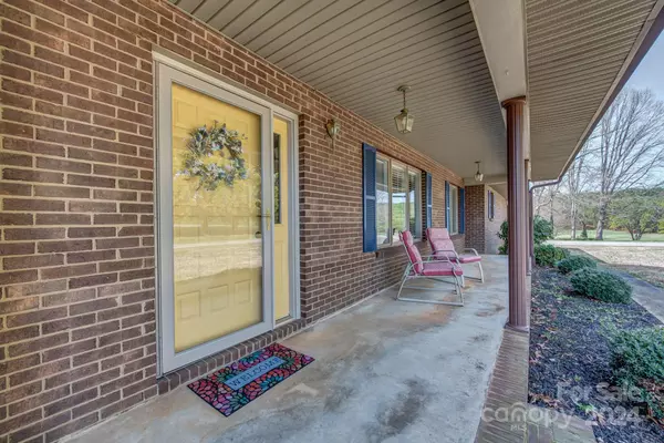 Kings Mountain, NC 28086,251 Press Sweezy RD