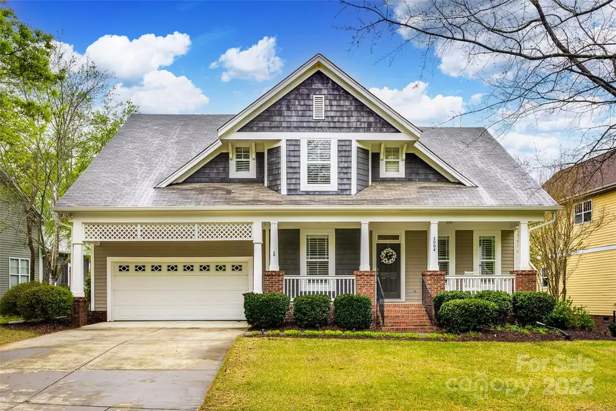 1094 Hunters Run DR, Tega Cay, SC 29708