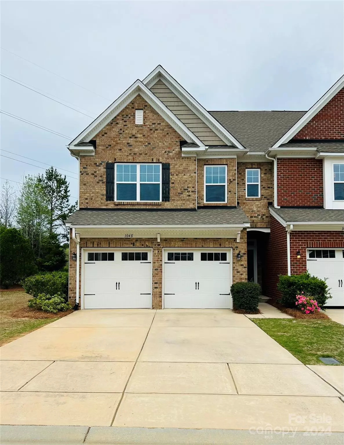 Mooresville, NC 28117,104 Burlingame CT #E