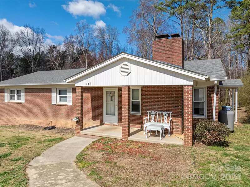 146 Shadowbrook RD, Mount Holly, NC 28120