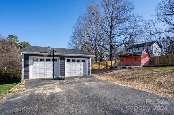 Landis, NC 28088,235 Beaver ST