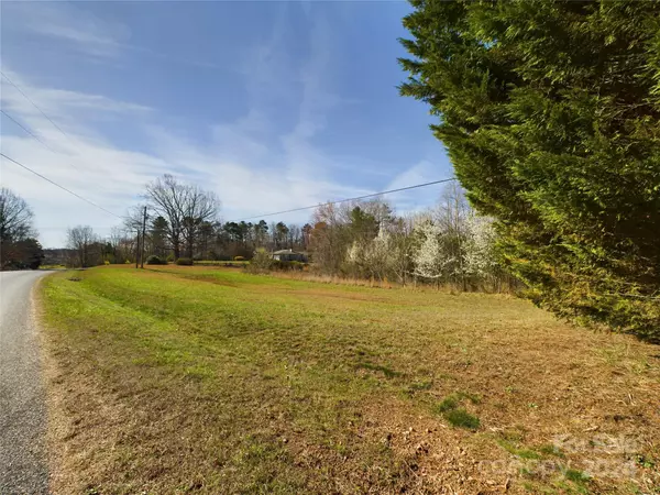 Hudson, NC 28638,3131 Jones Wade RD