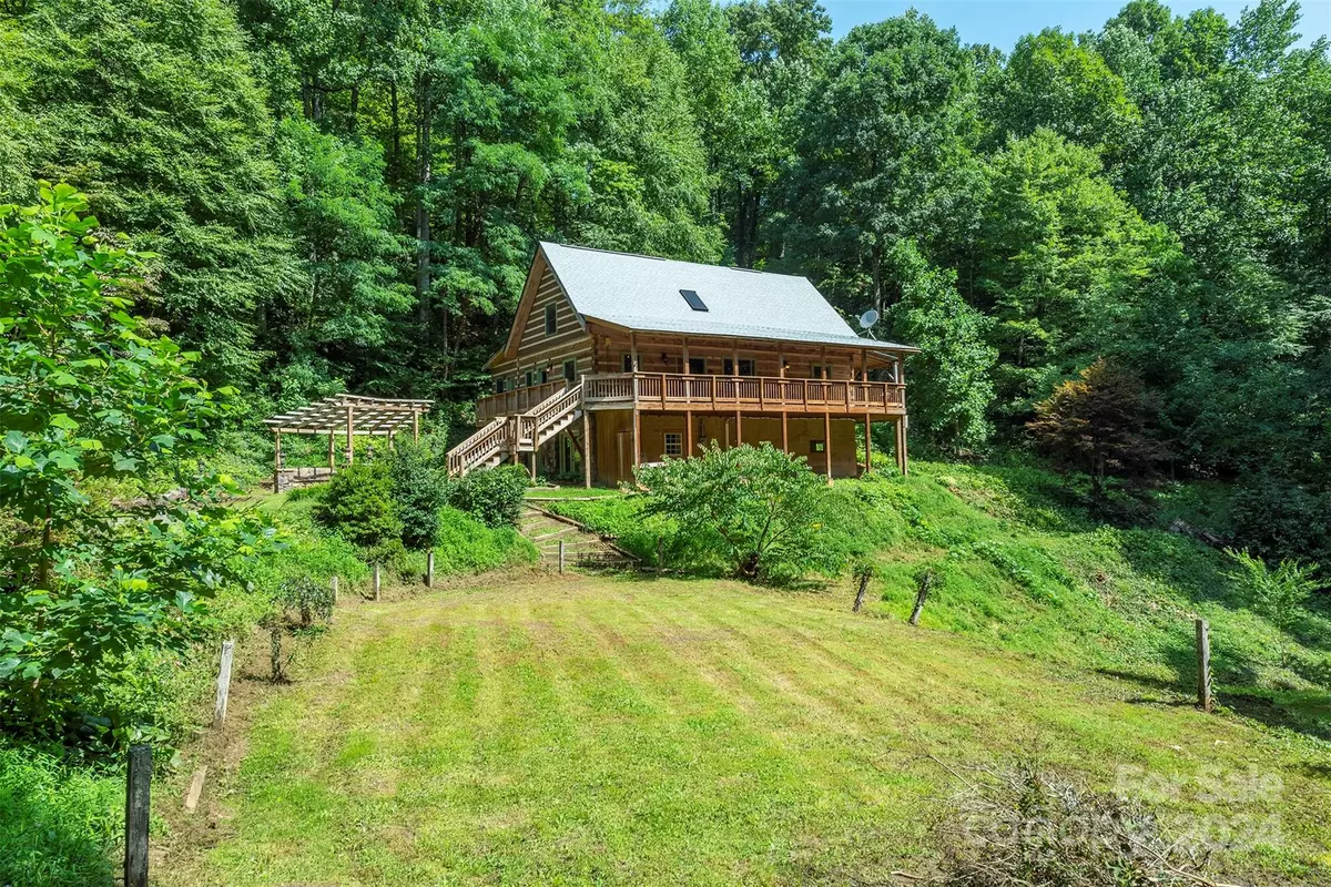 Black Mountain, NC 28711,102 Gold Creek XING