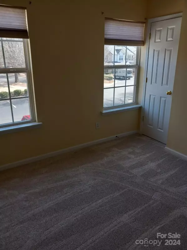 Charlotte, NC 28273,11015 Kinston Ridge PL