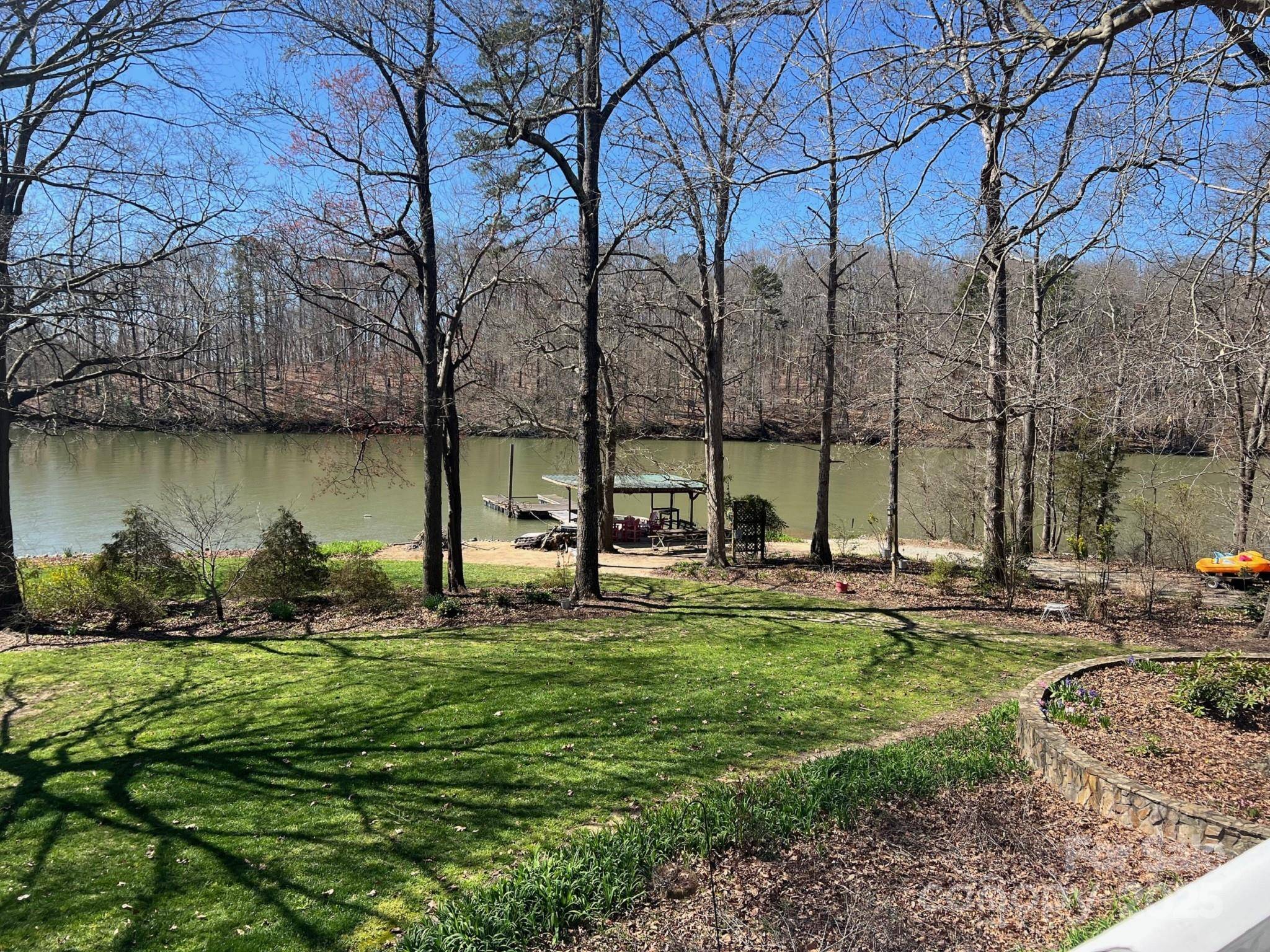 Mount Holly, NC 28120,501 Nivens Cove RD