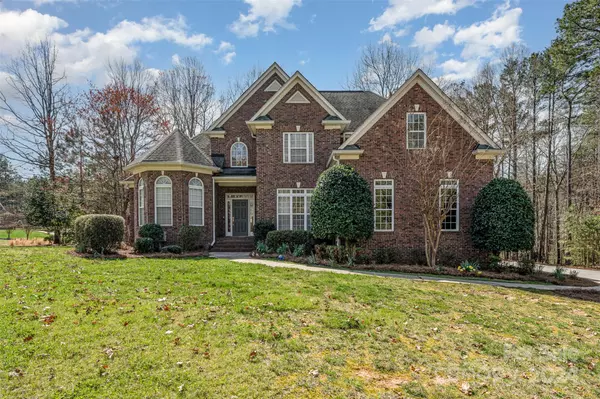 5023 Hermitage CT, Belmont, NC 28012