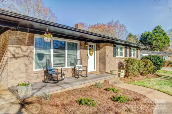 Shelby, NC 28152,703 Annieline DR