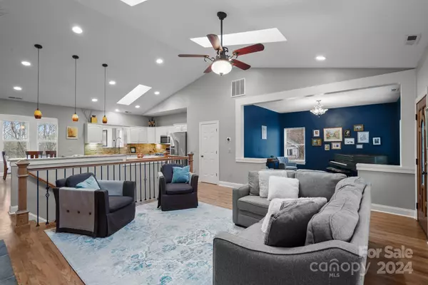 Mills River, NC 28759,20 Goldenwood LN