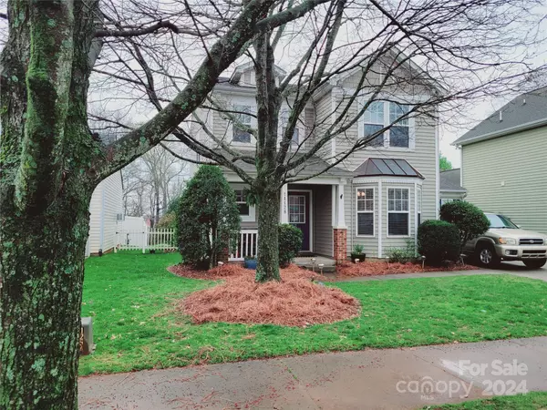 11128 Heritage Green DR, Cornelius, NC 28031