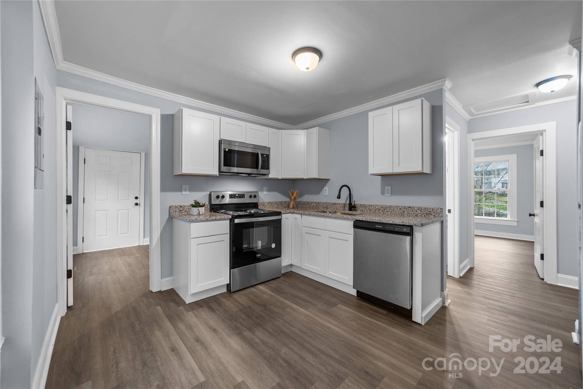 Kannapolis, NC 28083,315 Pineview ST