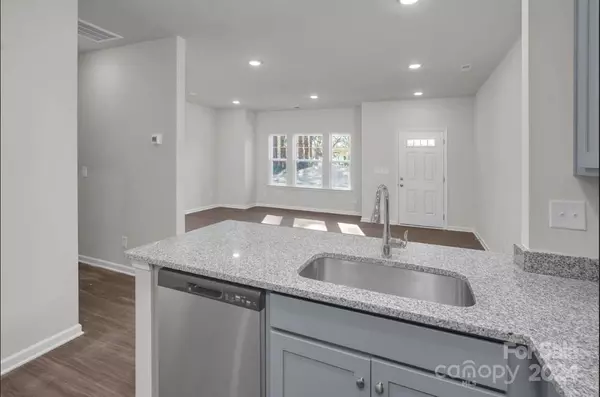 Gastonia, NC 28054,1171 Foundry DR #203/0203