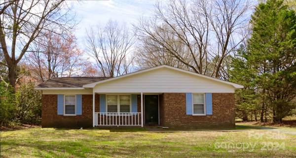 209 Old Williams RD, Wingate, NC 28174