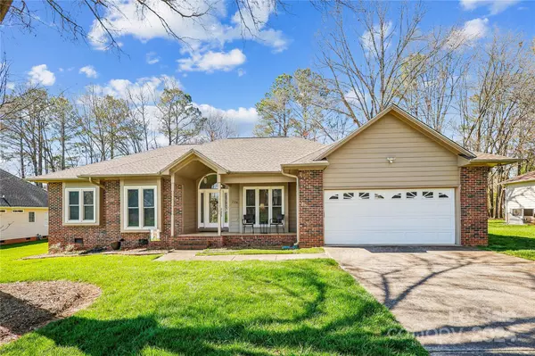 Belmont, NC 28012,228 Timberlane DR